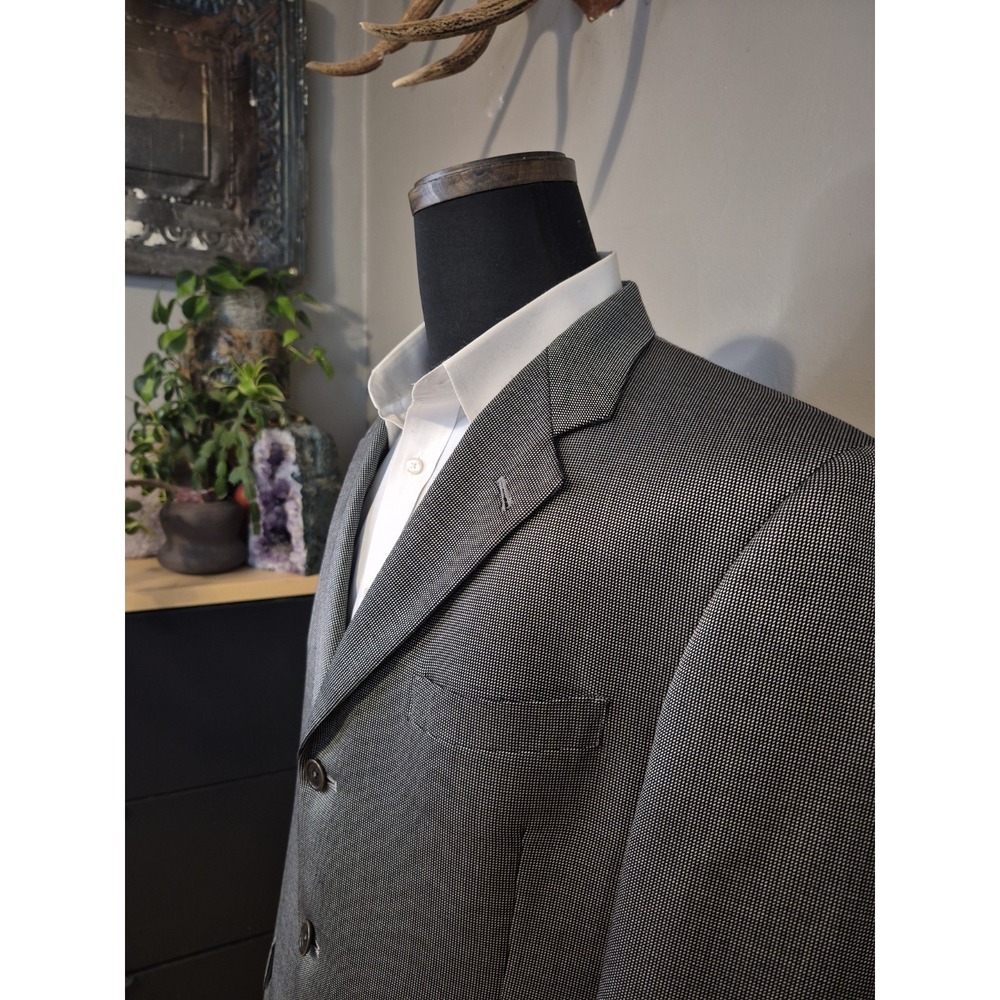 Cremieux Men's 42R Three Button Wool Sports Coat Gray